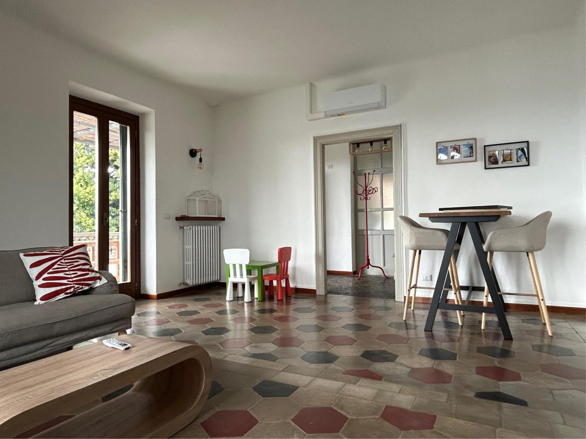Terrazza Mirabella Apartment Gavirate Bagian luar foto